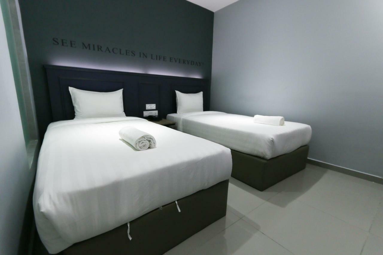 Hotel 99 Sri Petaling Kuala Lumpur Exterior foto